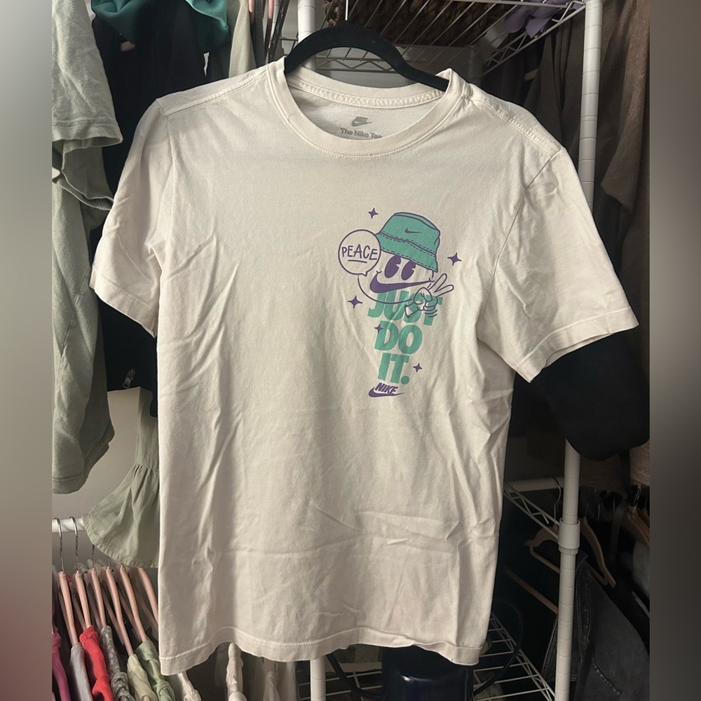 Nike Classic White Tee